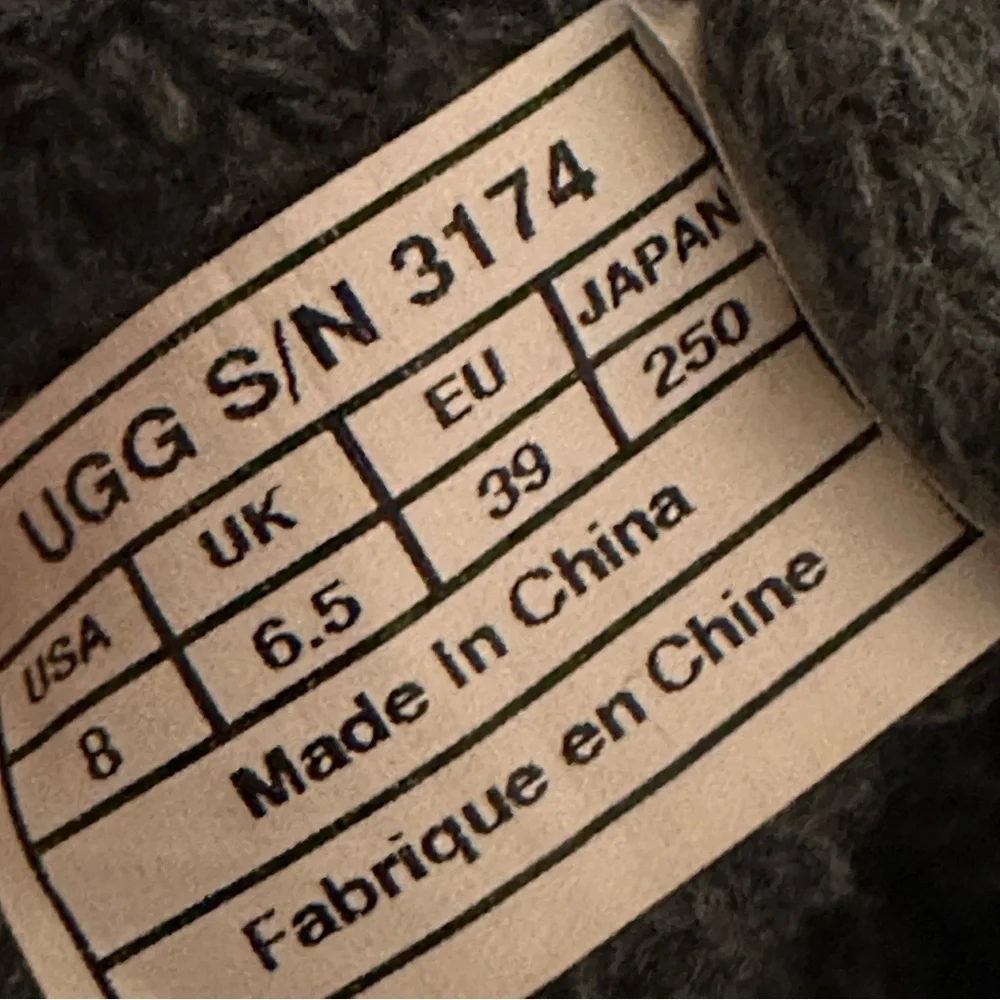Rare UGG Over The Knee Twisted Knit Boots